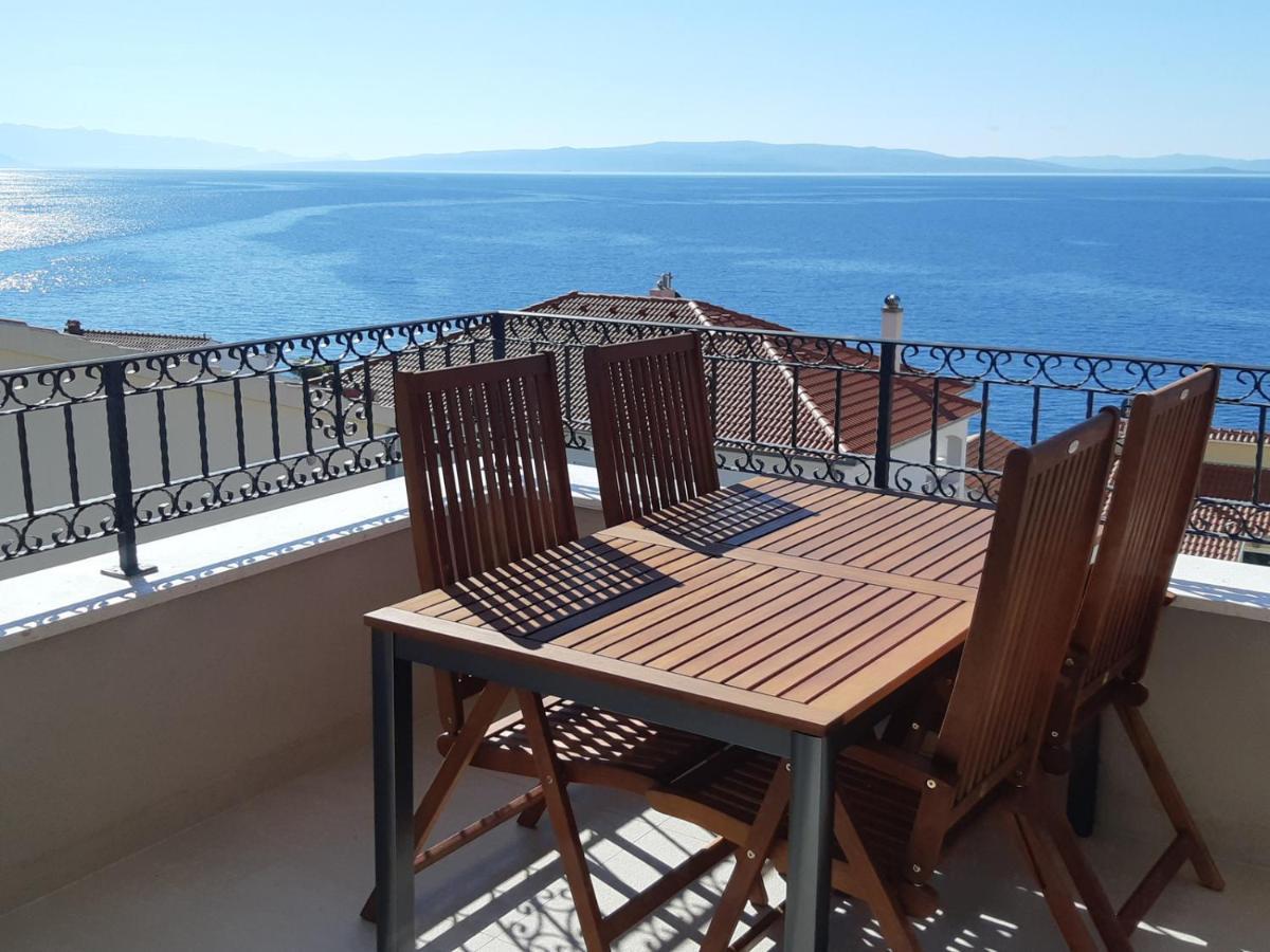 Apartment Lizzi. Trogir Bagian luar foto